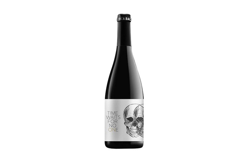 Time Waits For No One, 'White Skulls', Finca Bacara